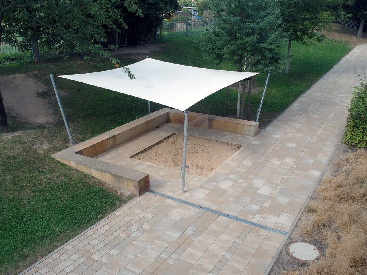 Solarprotect - Aufrollbare Sonnensegel Sandkastenüberdeckung